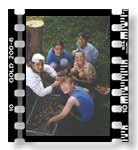 Takto vyzer� automatick� �krabka medzi priate�mi. Automaticky, ke� som po�iadala o pomoc v kuchyni, na�li sa ochotn� chlap�ensk� i diev�ensk� ruky.