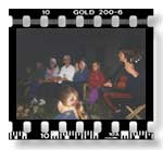 Ve�ery sme tr�vili pri ohn�ku, gitare, s��a�iach, �i no�nej hre.